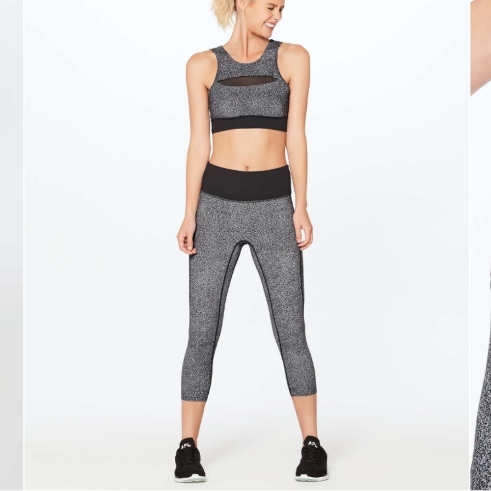 Lululemon run the day crop